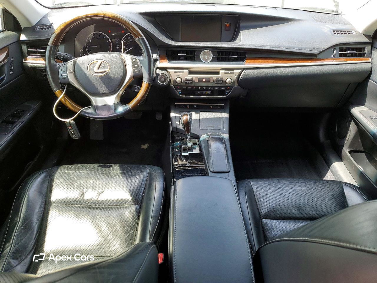 Lexus ES 2015