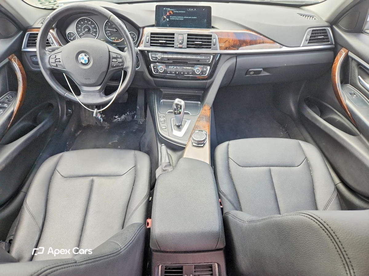 BMW Series 3 2016