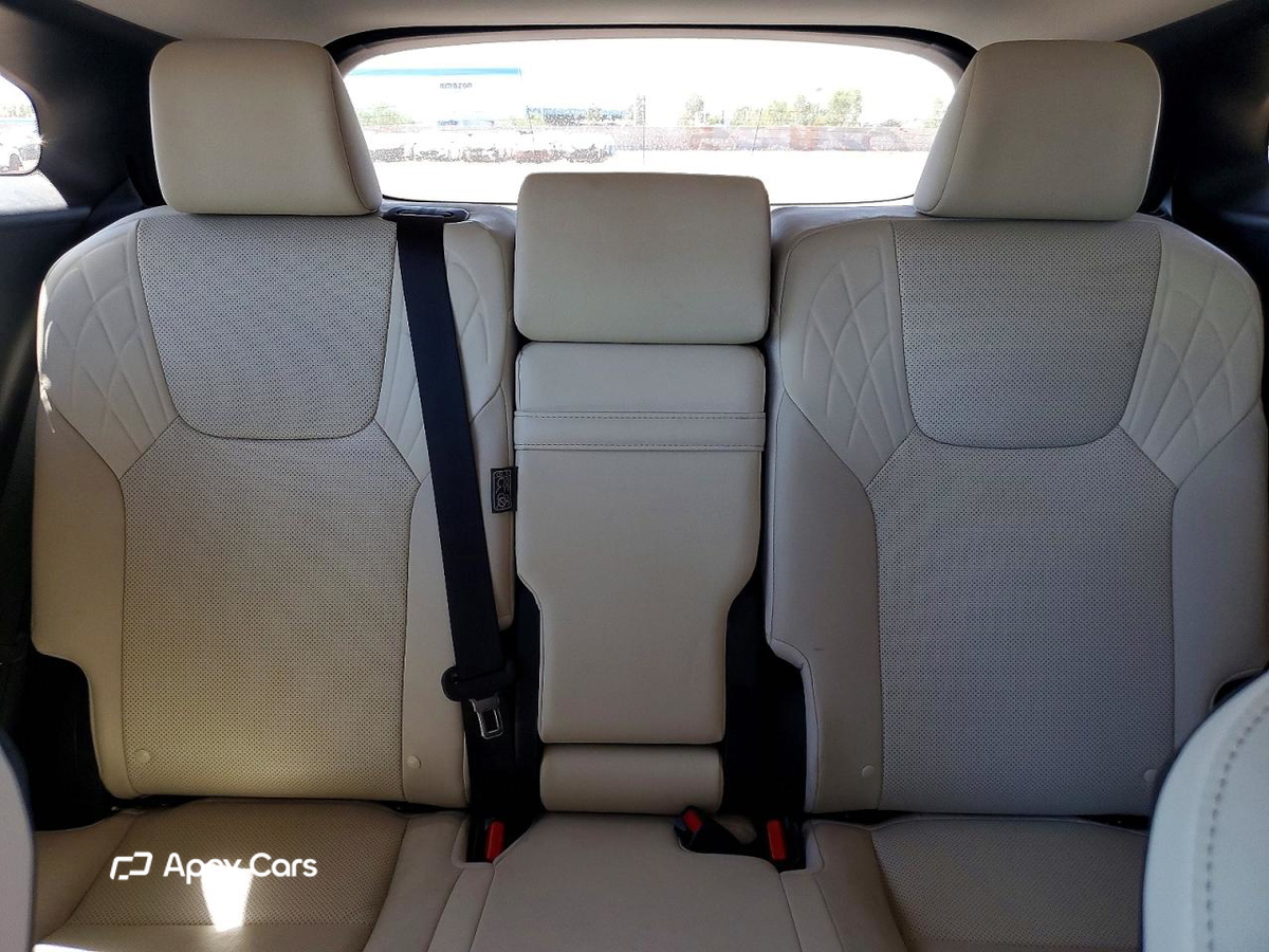 Lexus RX 2024