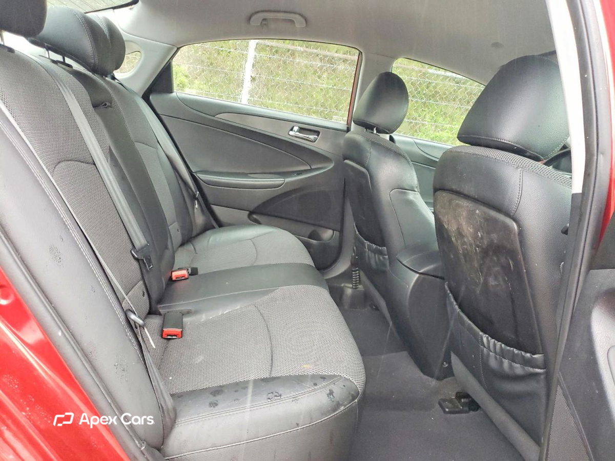 Hyundai Sonata 2012