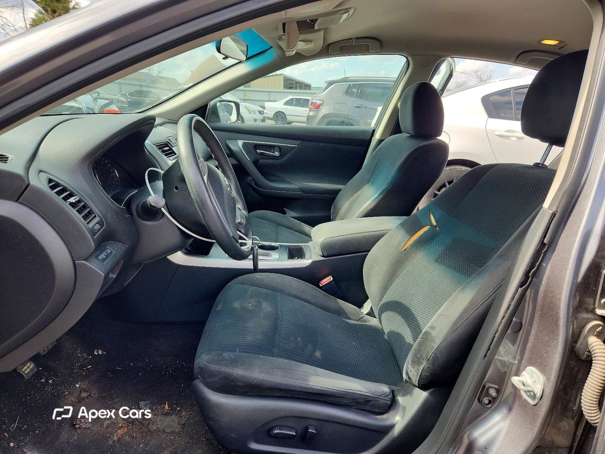 Nissan Altima 2015