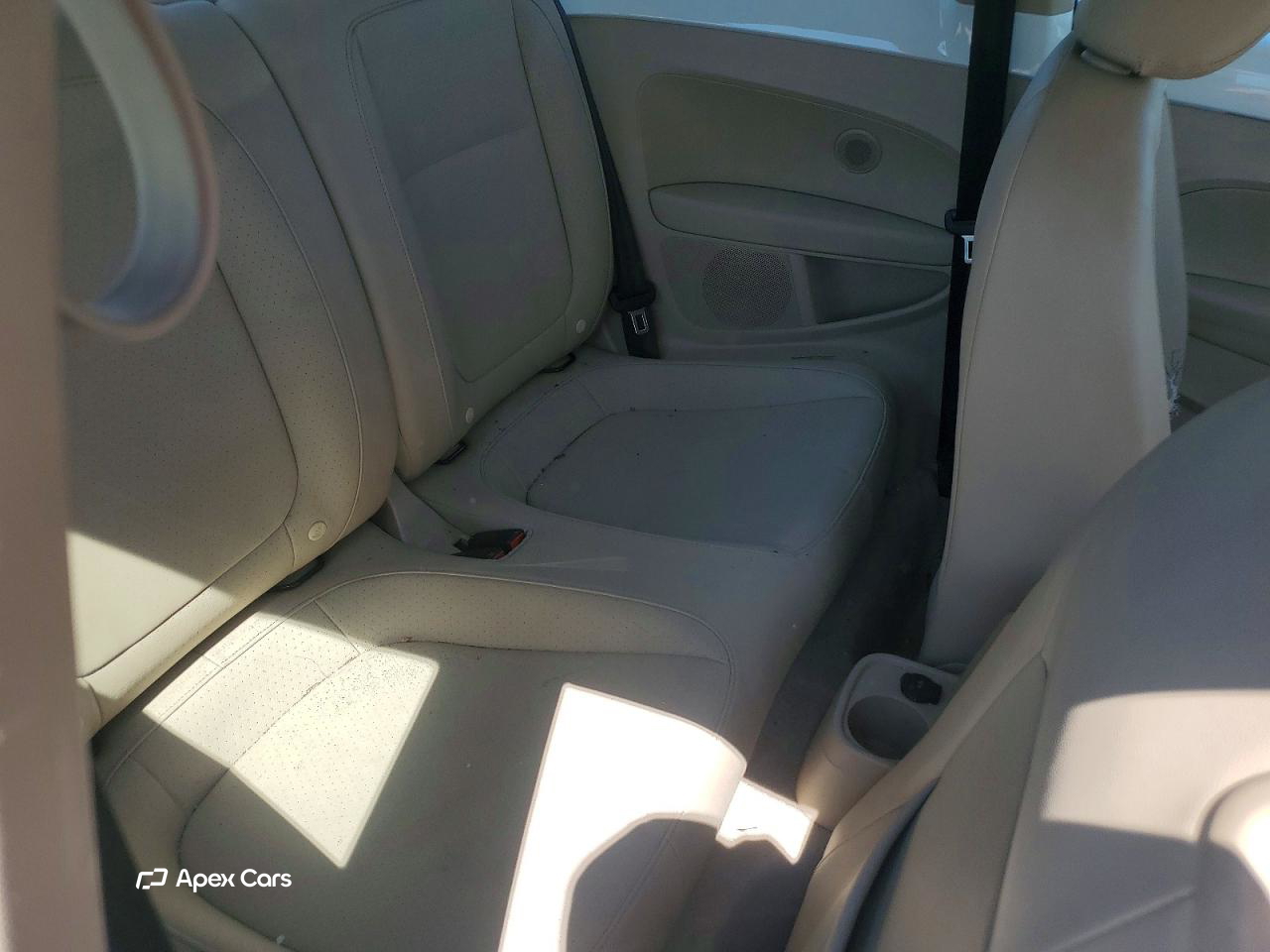 Volkswagen Beetle 2016