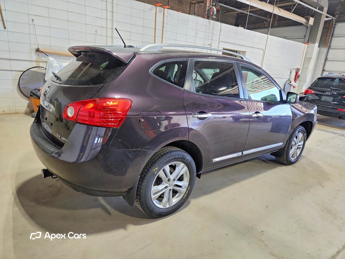 Nissan Edge 2013