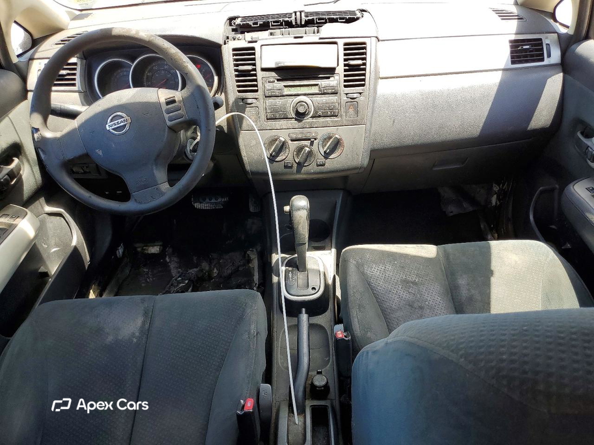 Nissan Versa 2010