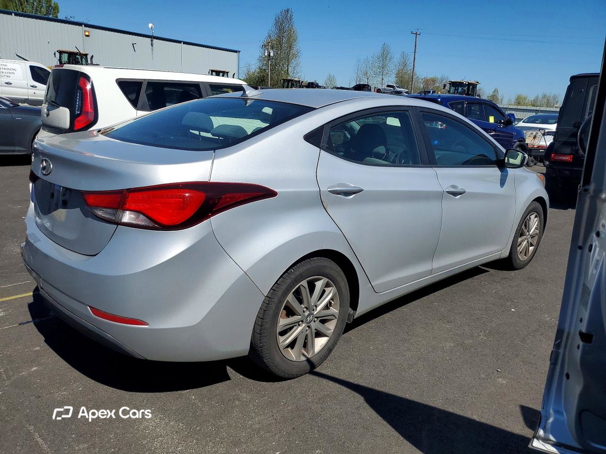 Hyundai Elantra 2014