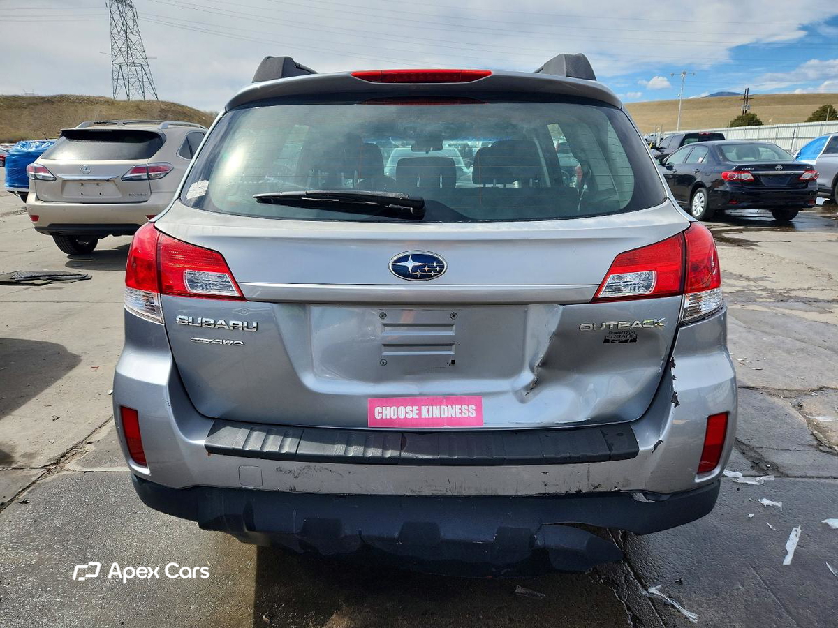Subaru Outback 2011