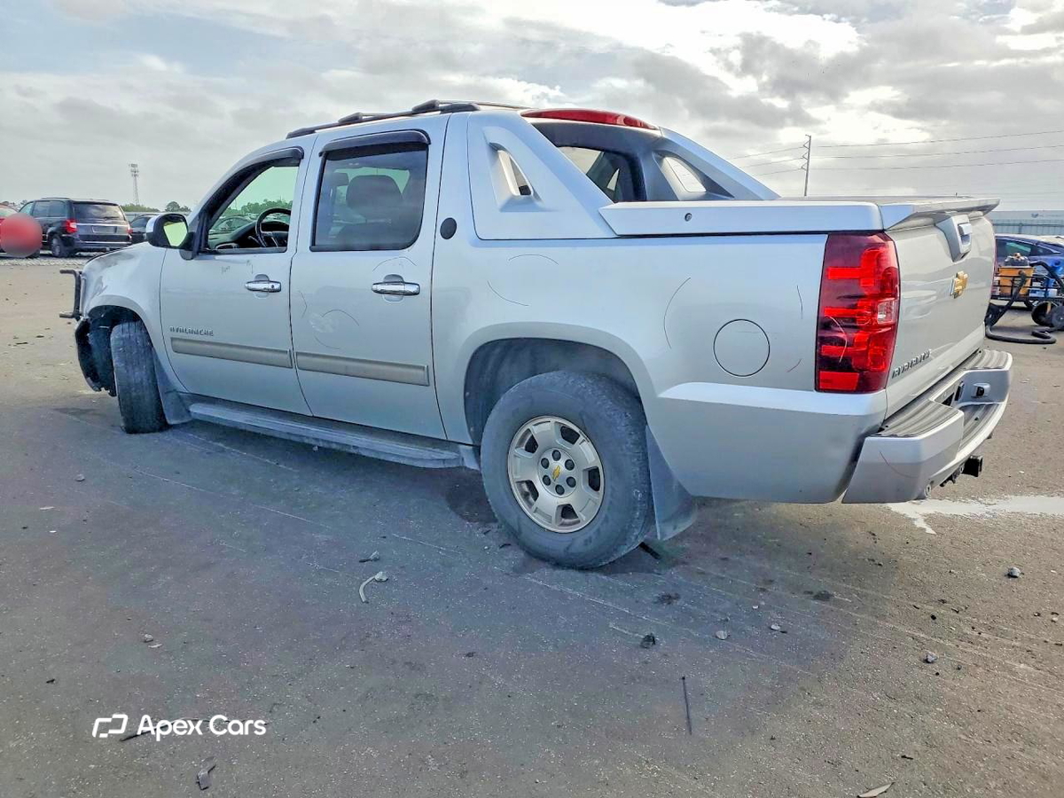 Chevrolet Avalanche 2013