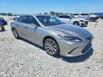 Lexus ES 2019