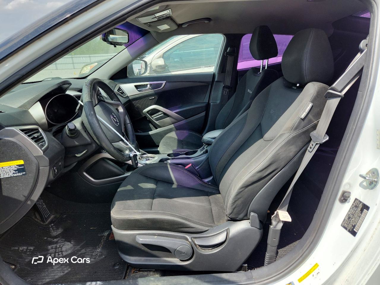 Hyundai Veloster 2013