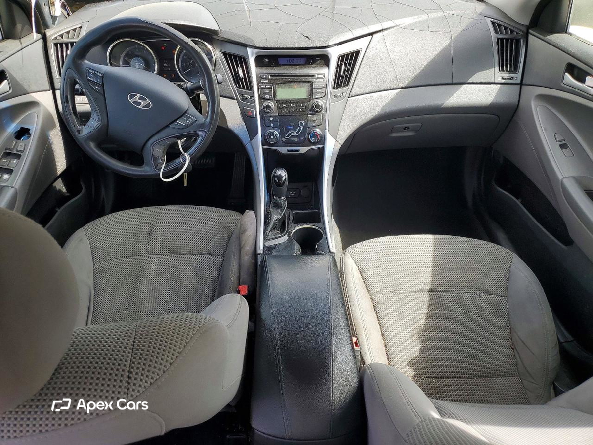 Hyundai Sonata 2012