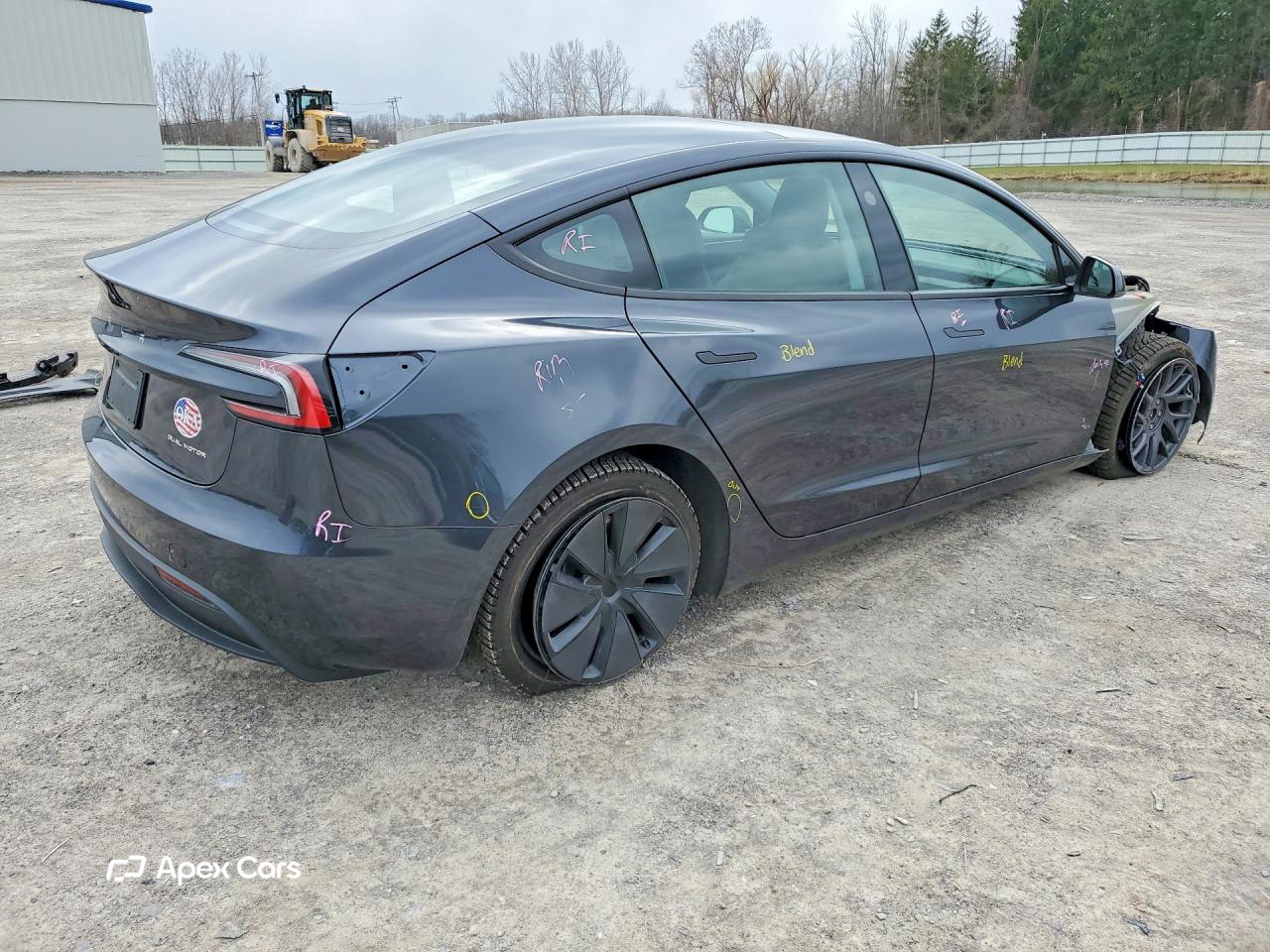 Tesla Model 3 2025