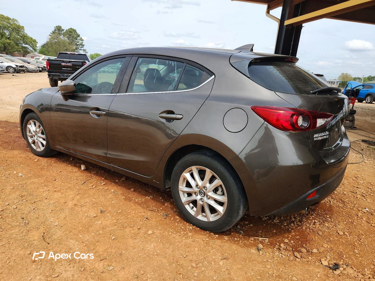Mazda 3 2016