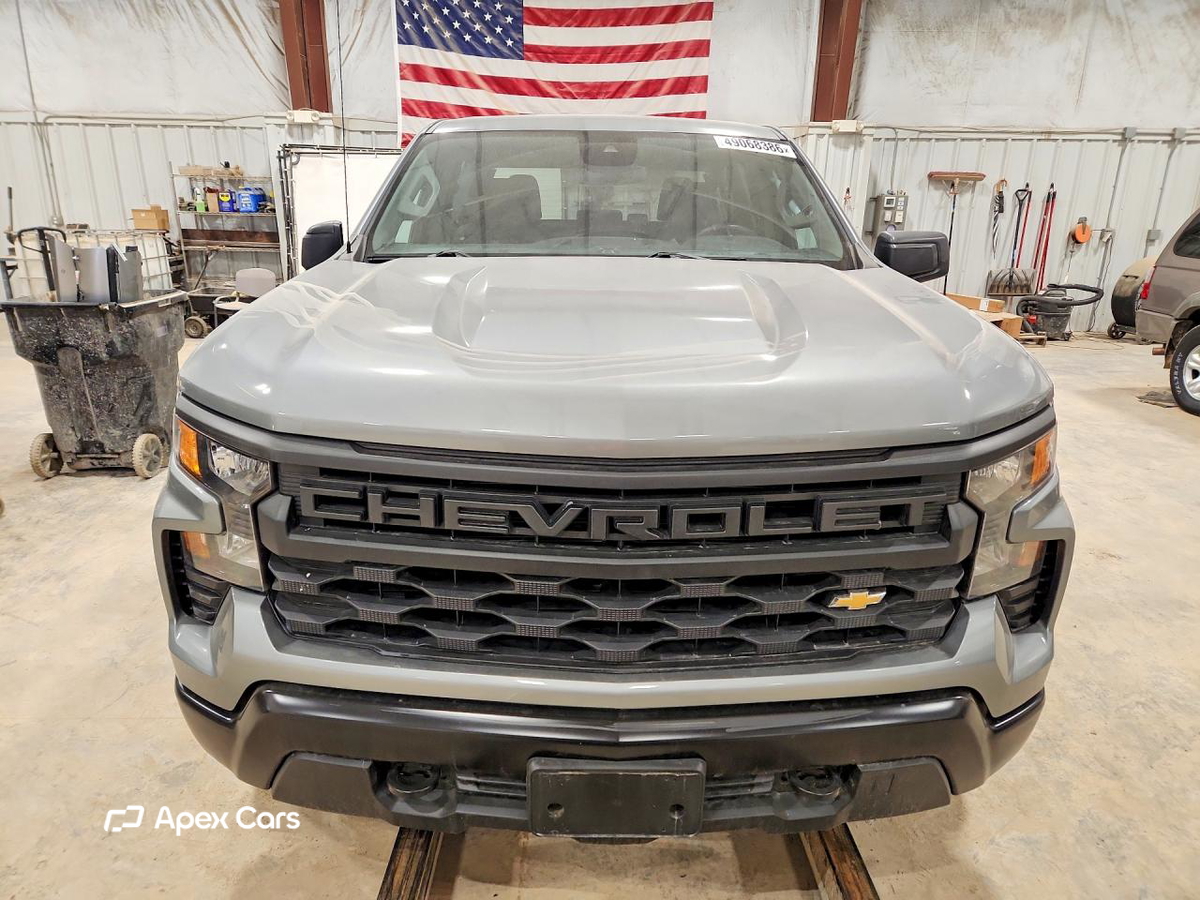 Chevrolet Silverado 2023