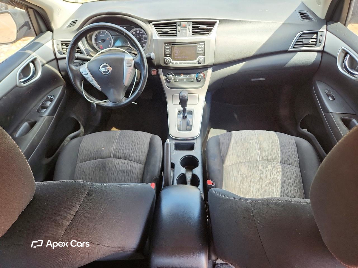 Nissan Sentra 2015