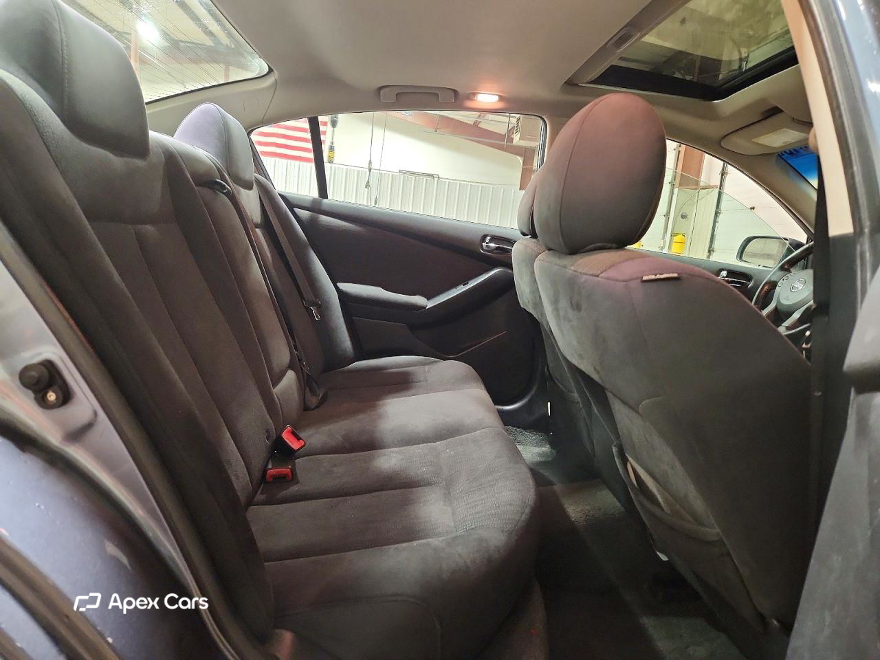 Nissan Altima 2011