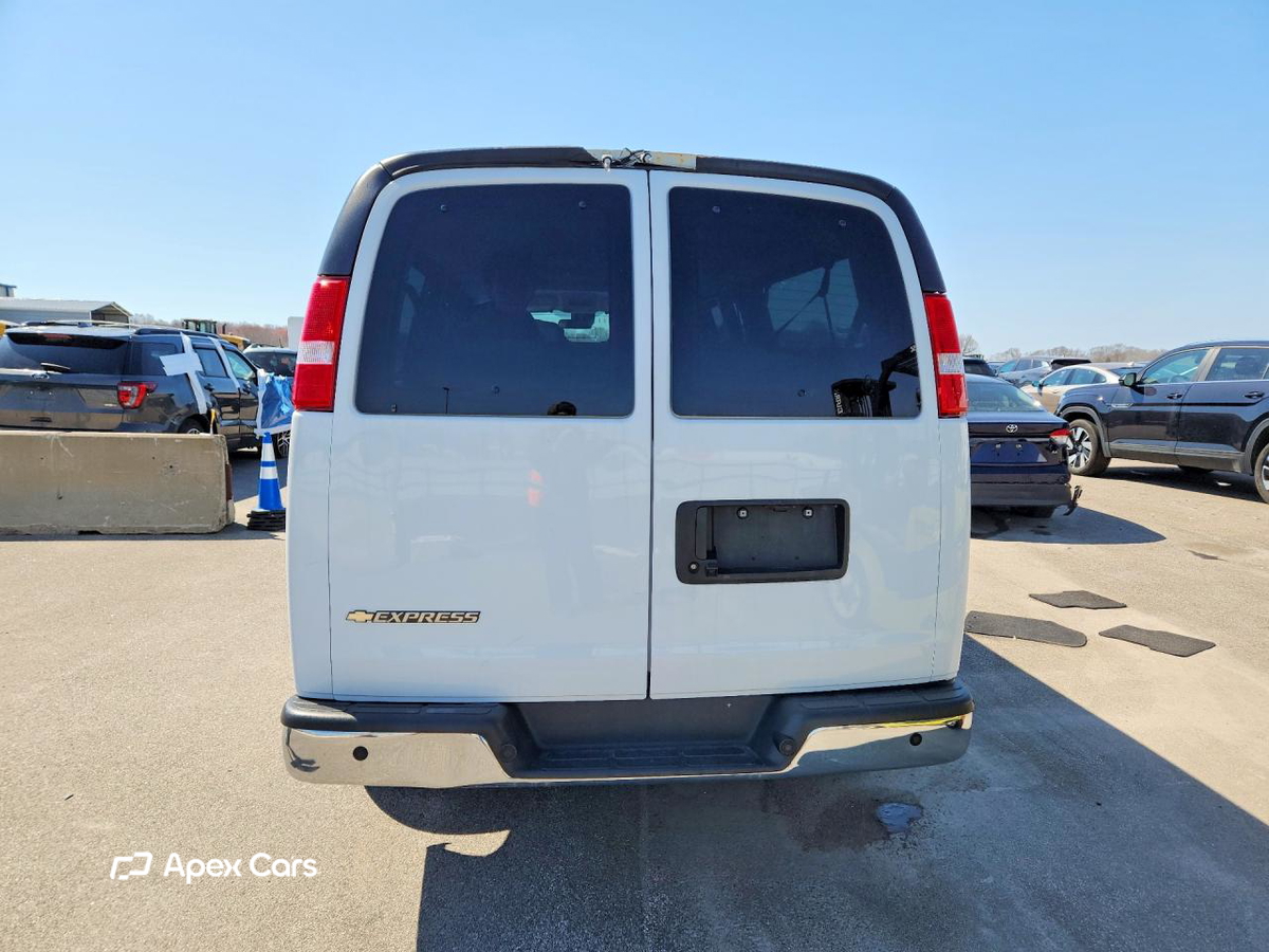 Chevrolet Express 2023
