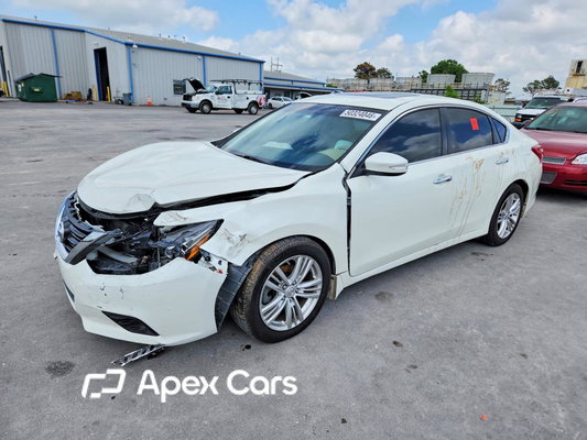 Nissan Altima 2016 - Image 1 of 11