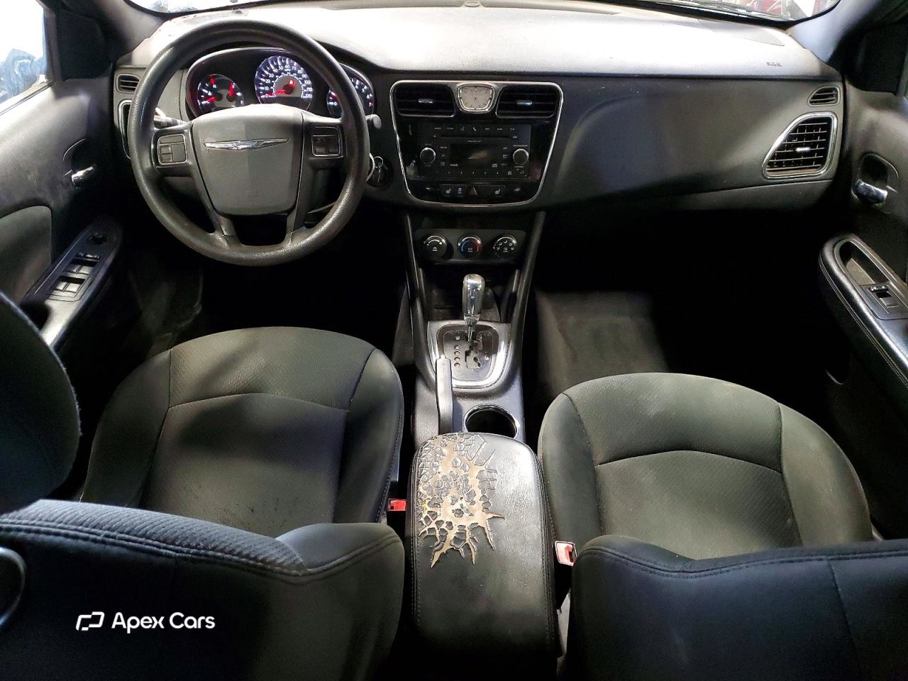 Chrysler 200 2011