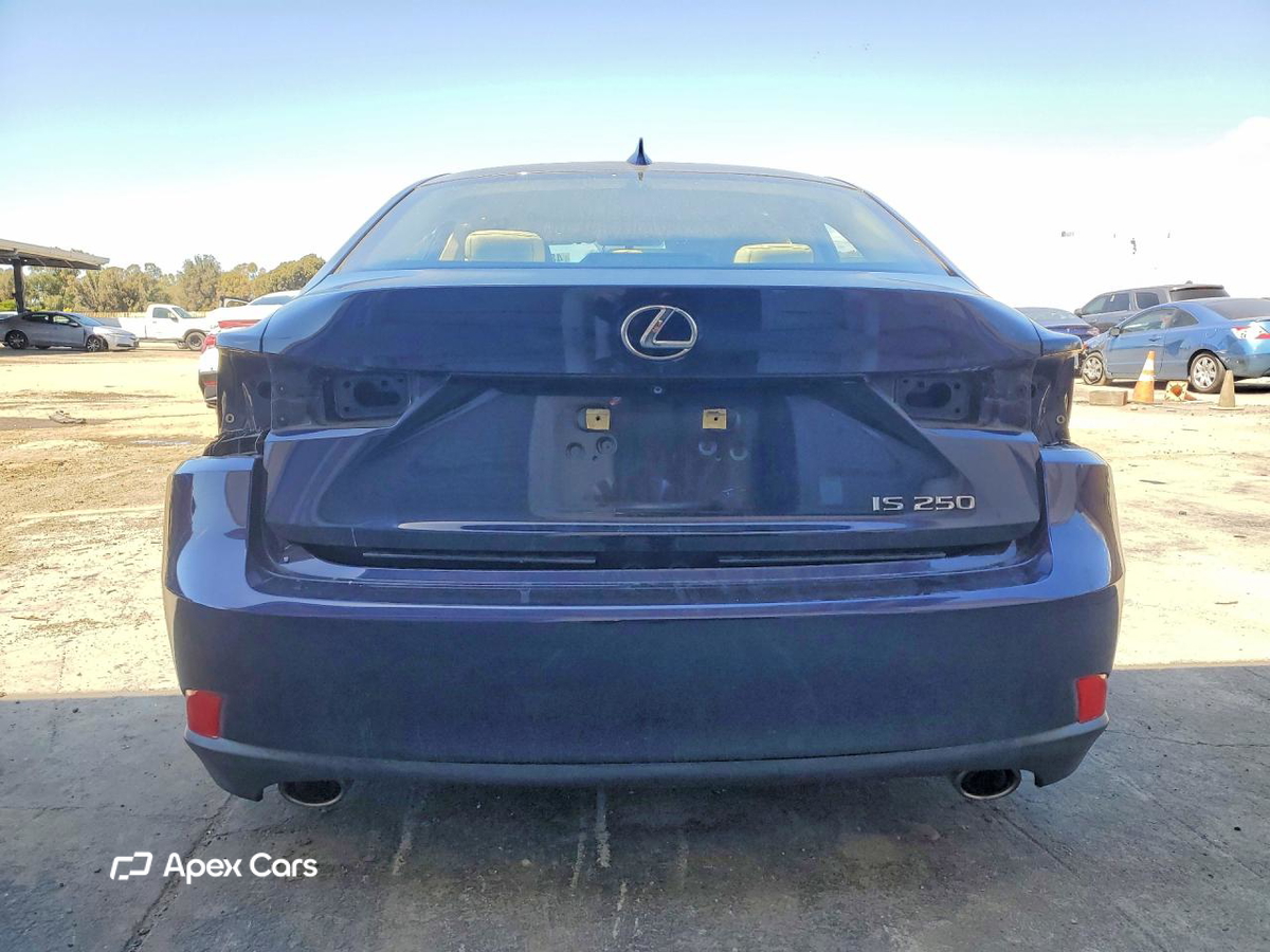 Lexus IS 2014
