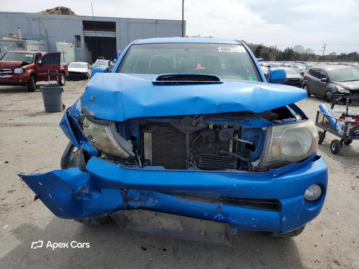 Toyota Tacoma 2011