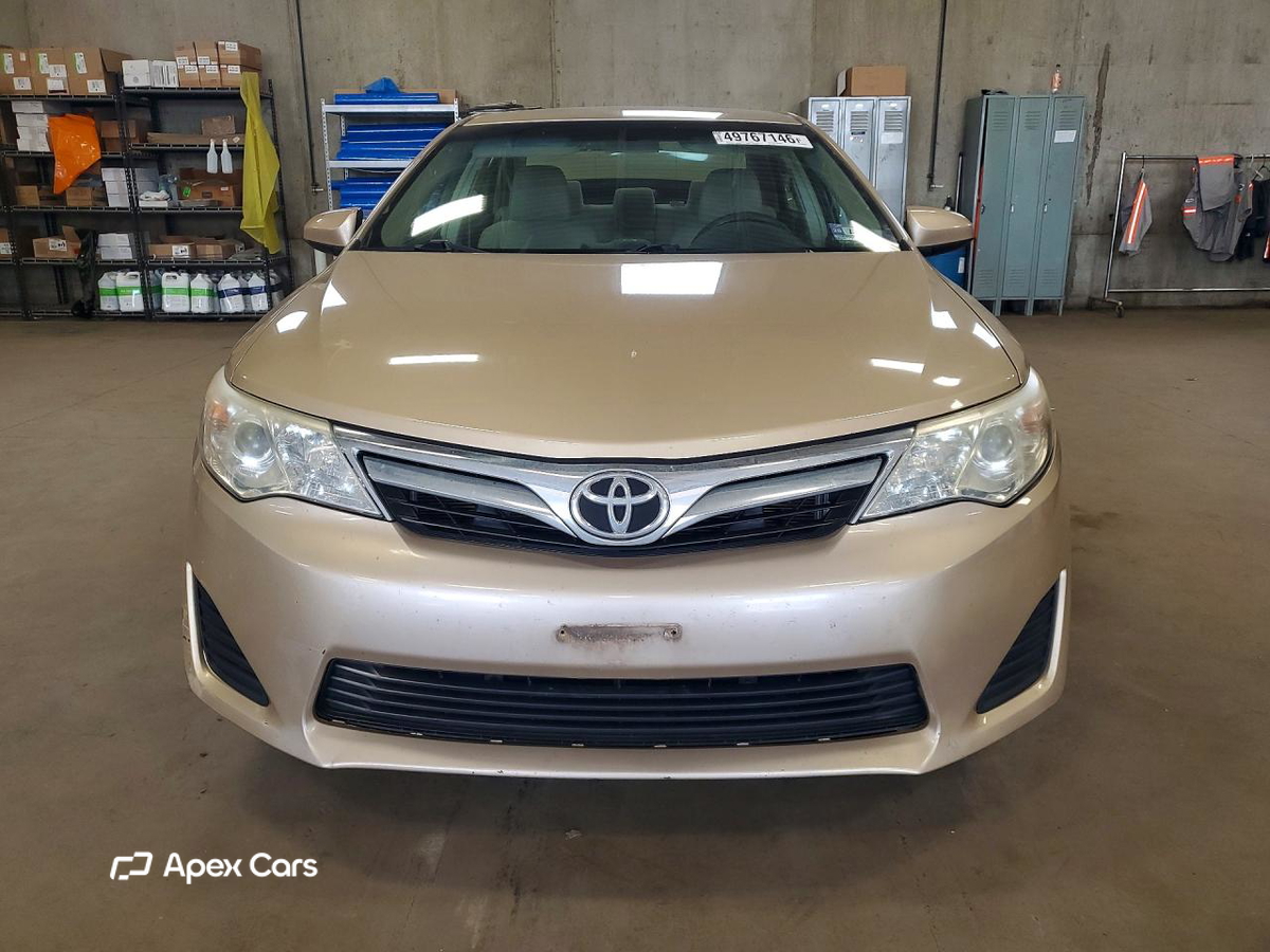Toyota Camry 2012