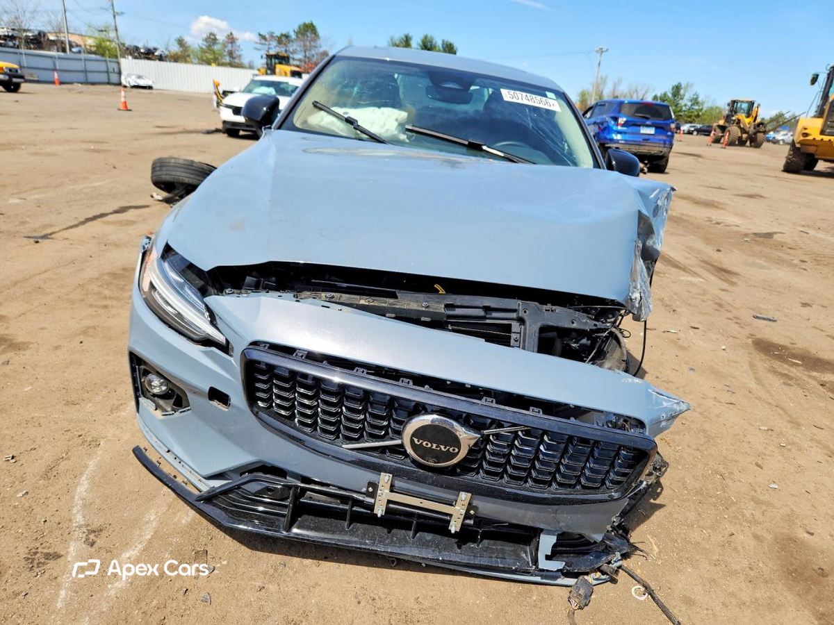 Volvo S60 2024