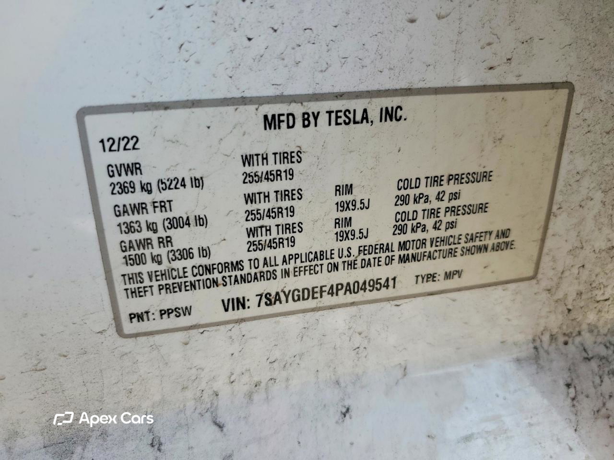 Tesla Model Y 2023