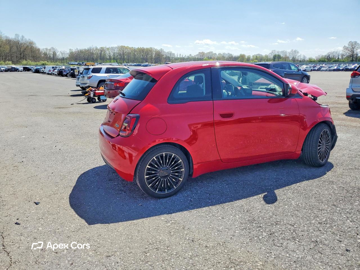 Fiat 500 2024