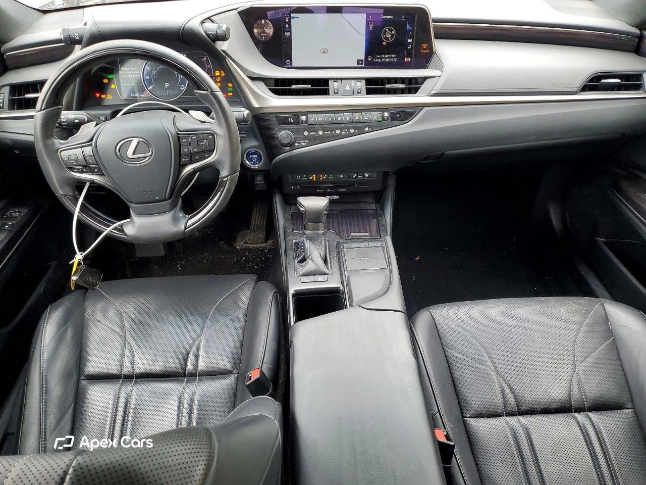 Lexus ES 2019
