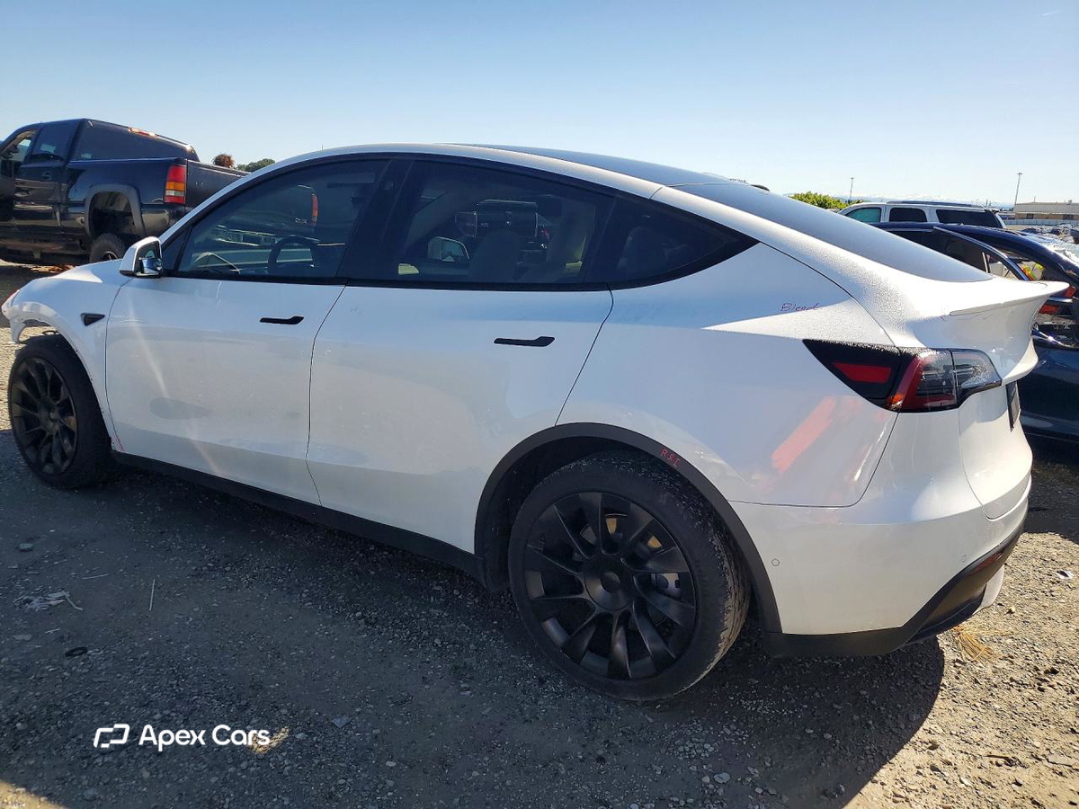 Tesla Model Y 2022