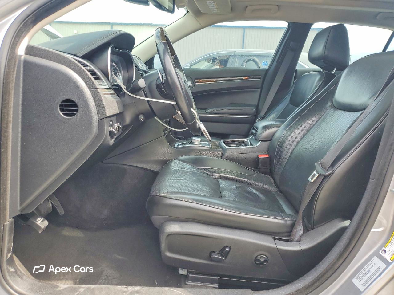 Chrysler 300 2016