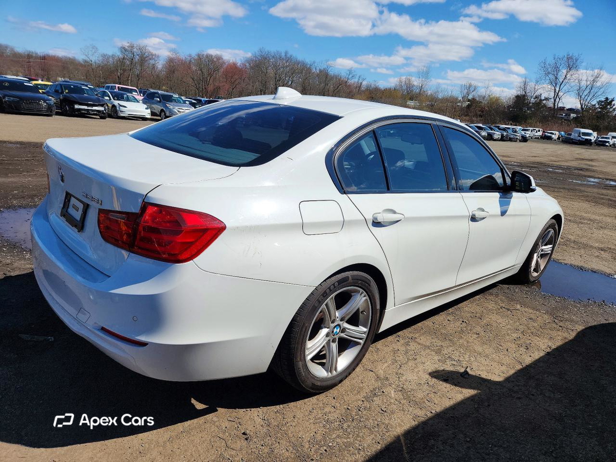 BMW Series 3 2015