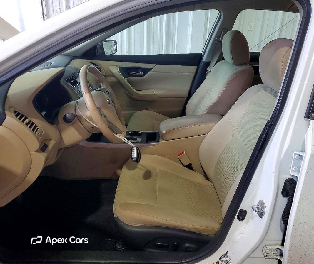 Nissan Altima 2015
