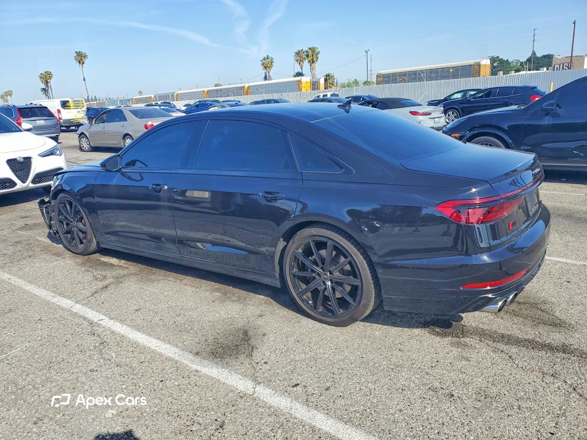 Audi S8 2024