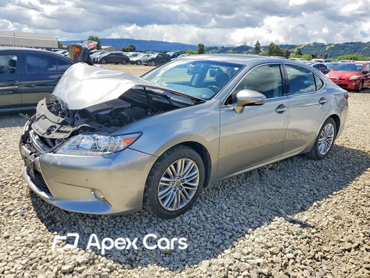 Lexus ES 2015 - Image 1 of 13