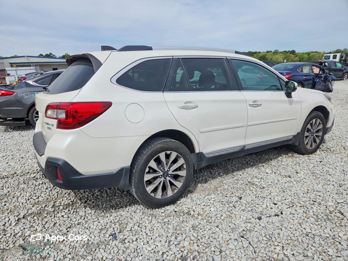 Subaru Outback 2018