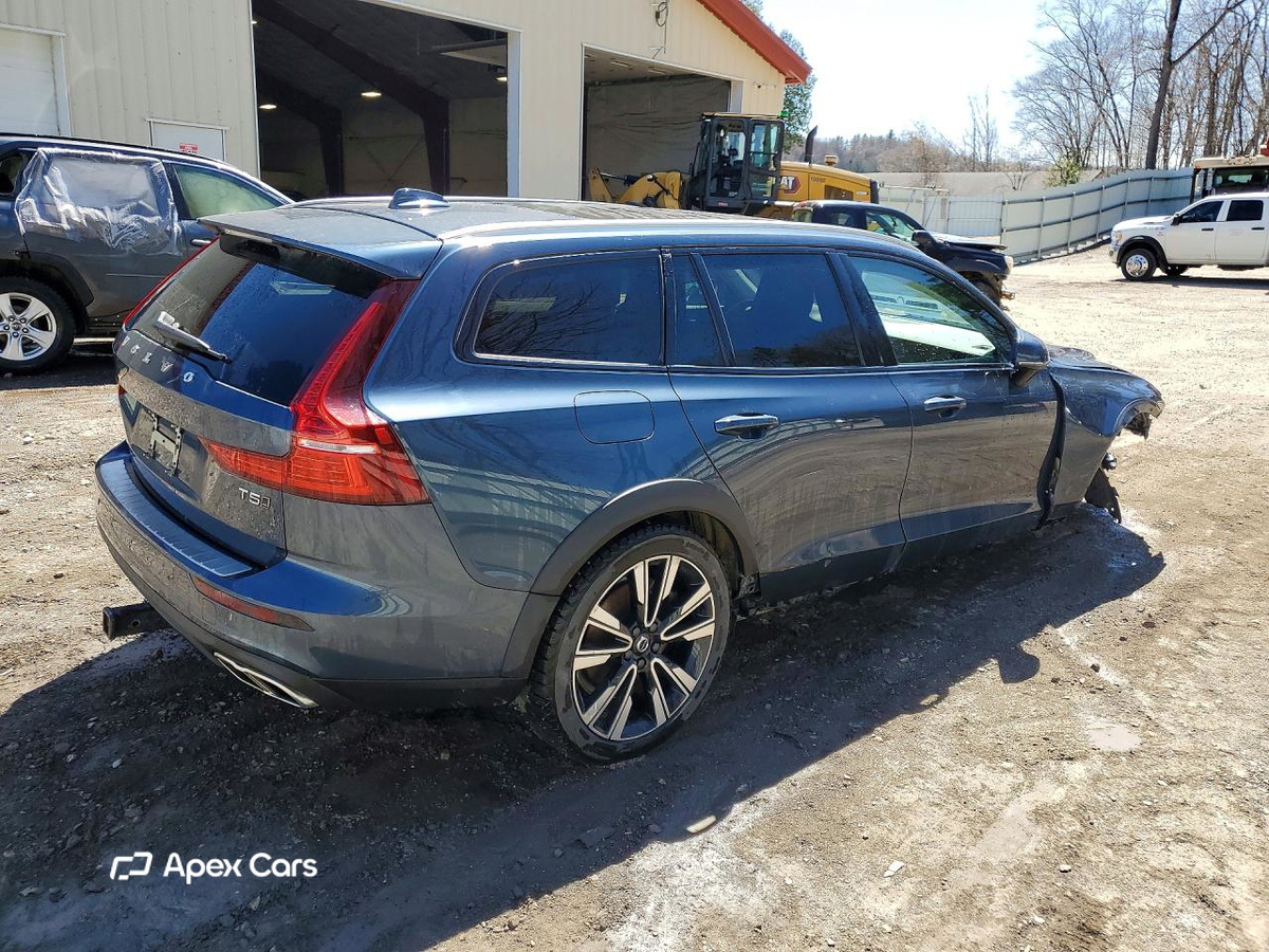 Volvo V60 2021