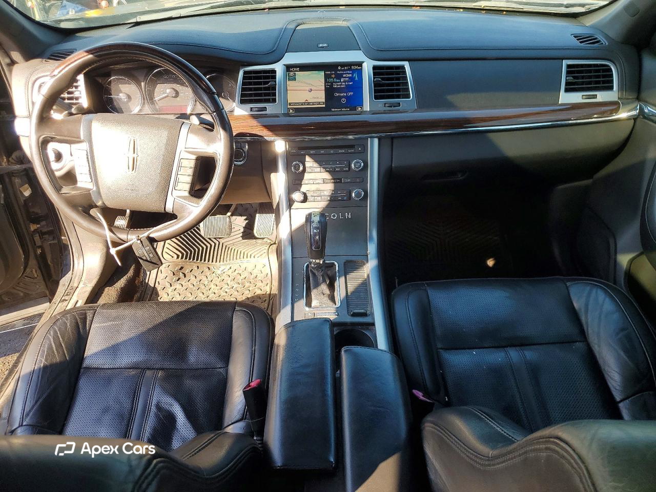 Lincoln MKS 2011