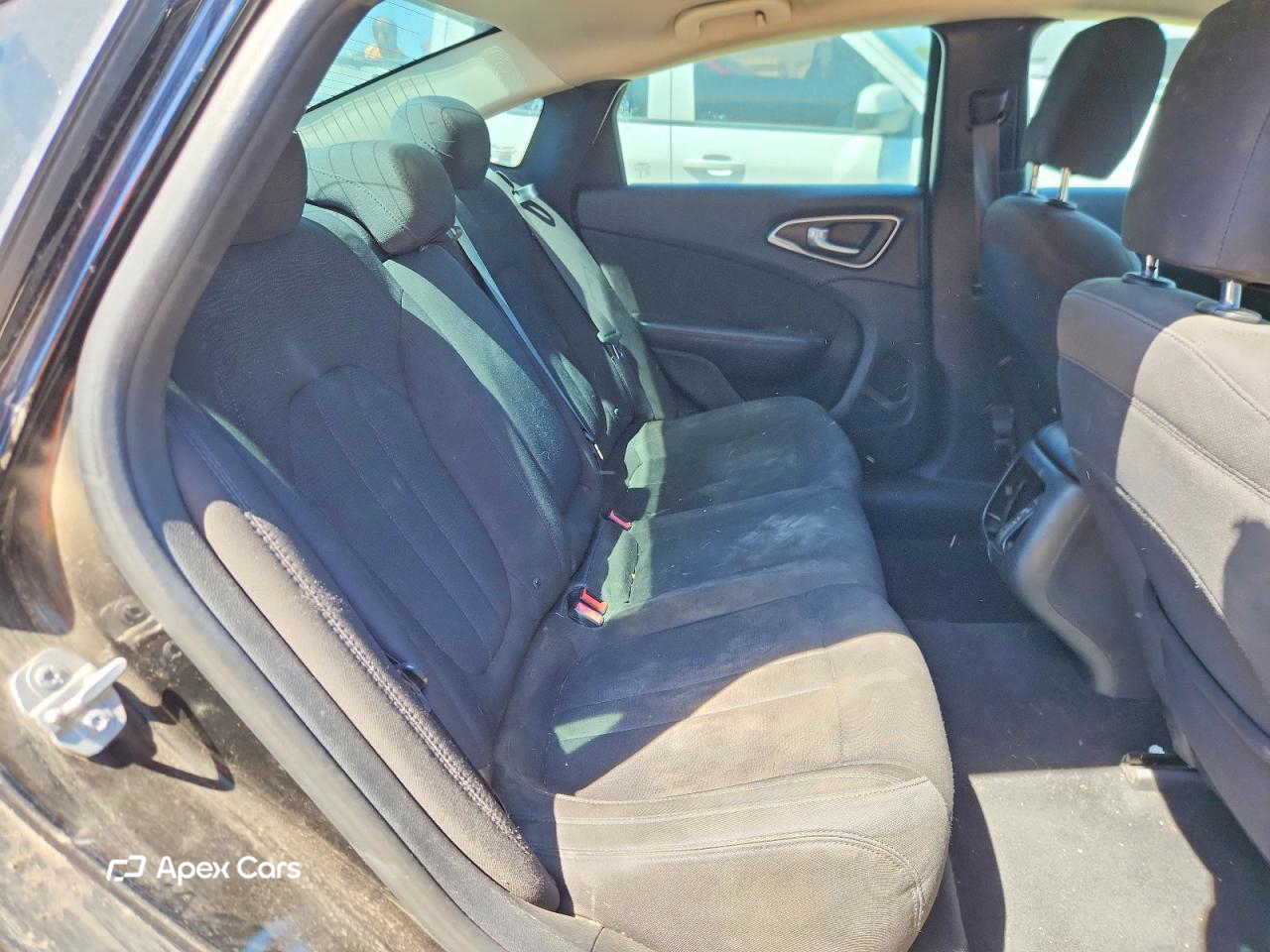 Chrysler 200 2015