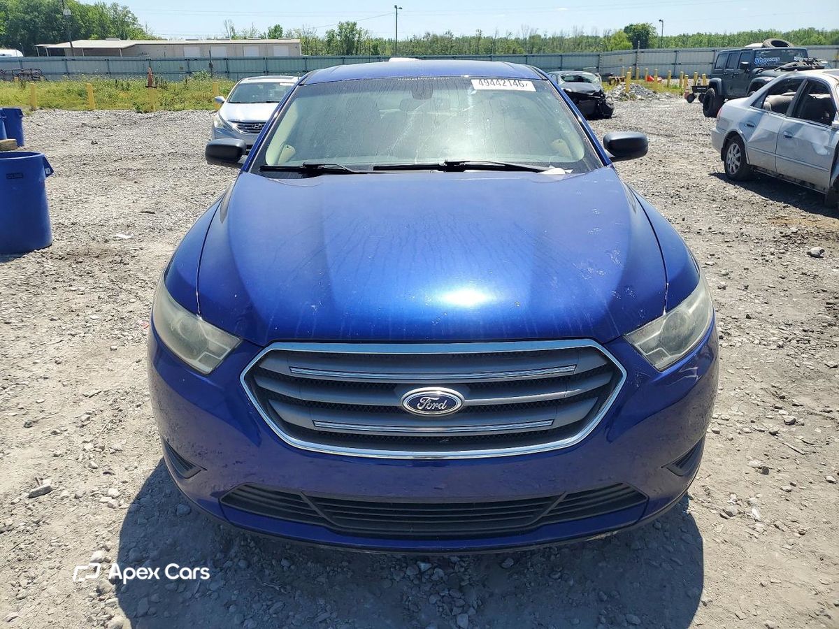Ford Taurus 2015