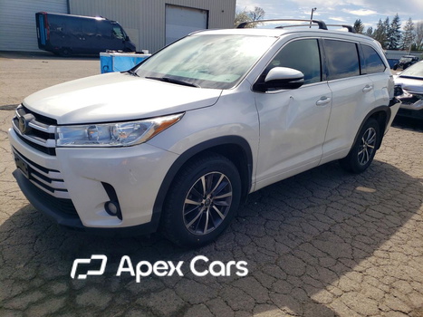 Toyota Highlander 2018 - Image 1 of 5