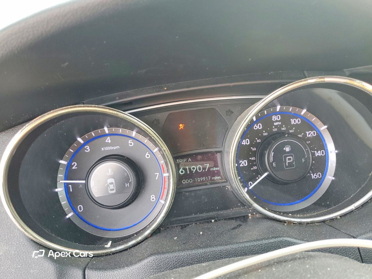 Hyundai Sonata 2011