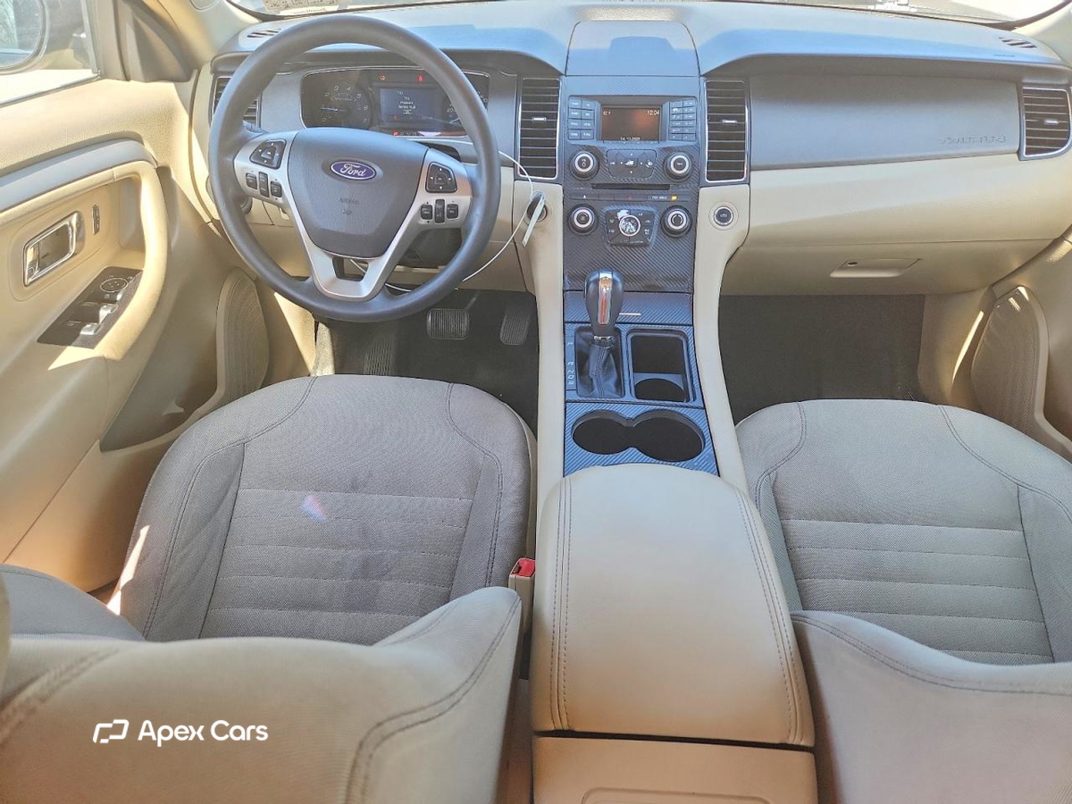 Ford Taurus 2017