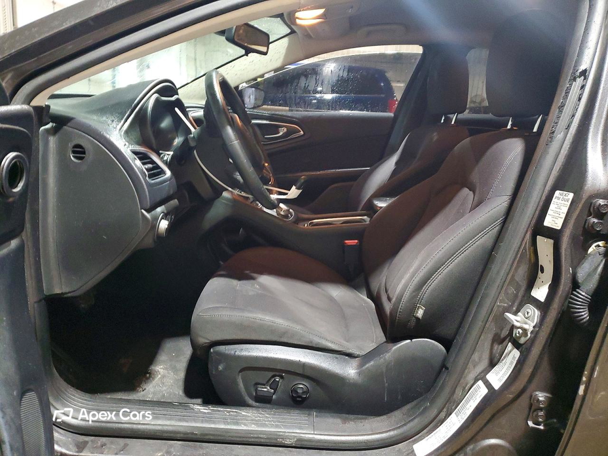 Chrysler 200 2015