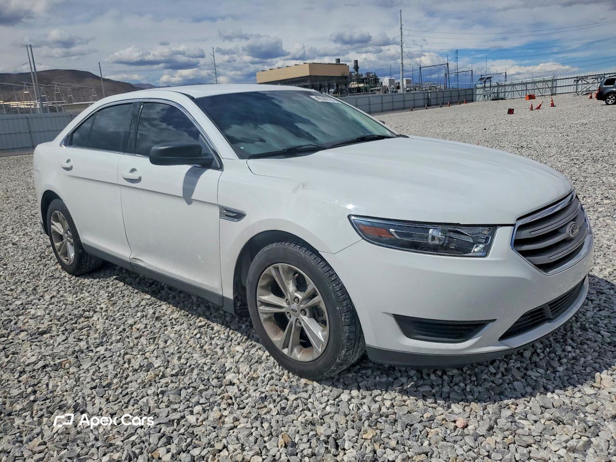 Ford Taurus 2017