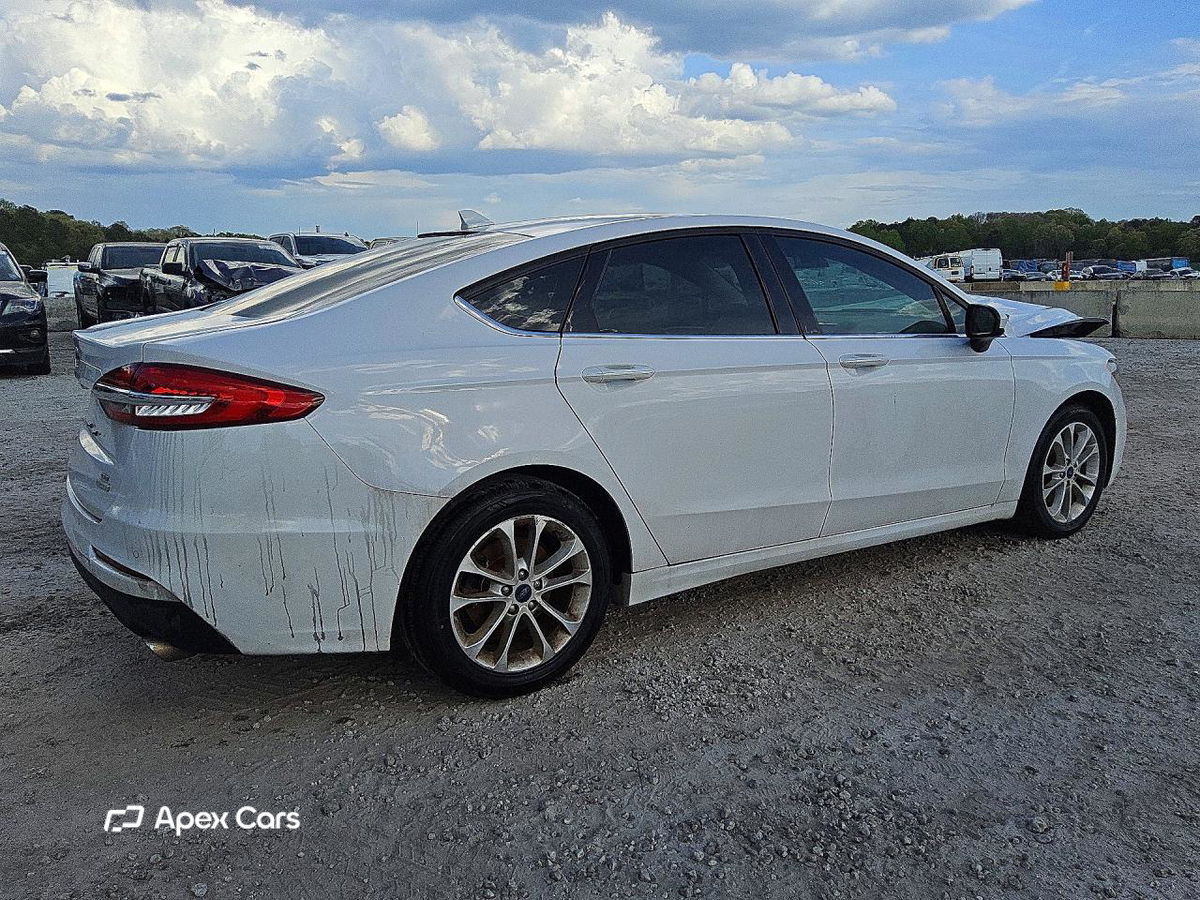 Ford Fusion 2020