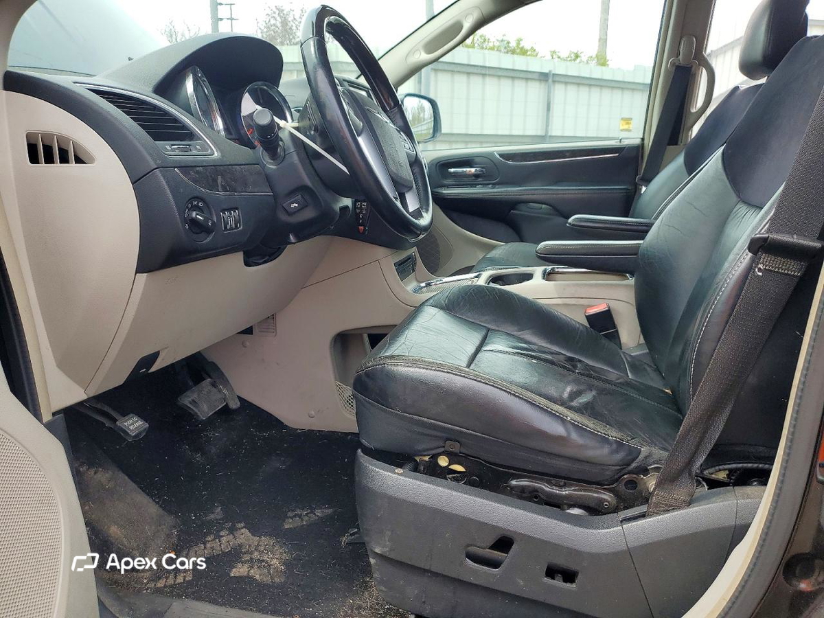 Chrysler Voyager 2012