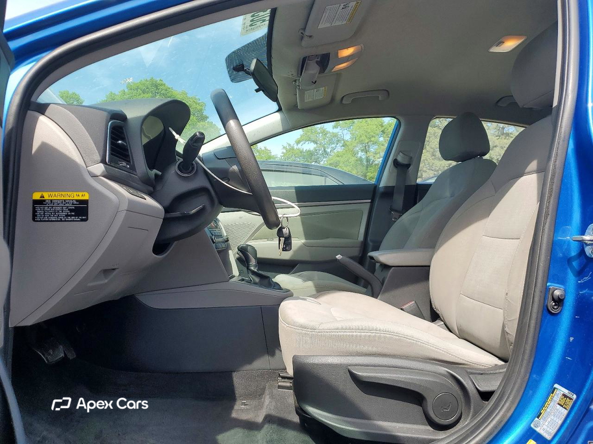 Hyundai Elantra 2018