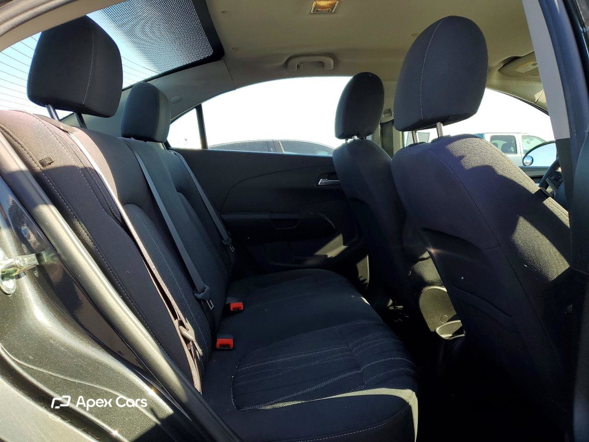 Chevrolet Sonic 2015