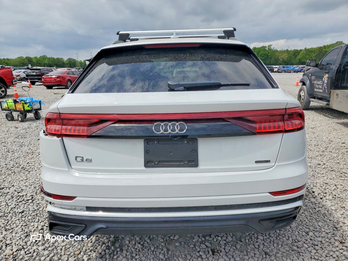 Audi Q8 2021